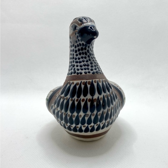Tonala Bird Handmade in Mexico, Quail, Enamelled Paint Finish Dark Blue & Brown - Picture 4 of 7